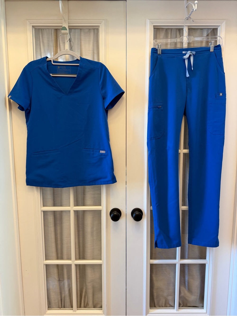 XS Royal Blue Women’s Figs Scrub Set w/ Tall Pants